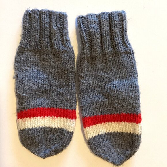 WindRiver Matching Knitted Beanie Hat + Gloves Set T-Max Heat Wool Alpaca Blend - Picture 5 of 8